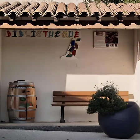 Charmante Maison De Village 8 Personnes Avec Parking Gratuit Сasa de vacaciones Tourreilles